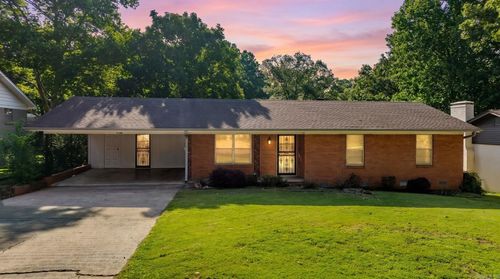 5108 N Vine St, North Little Rock, AR, 72116-6647 | Card Image