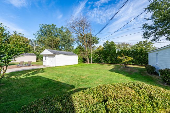 Yard View | Image 23