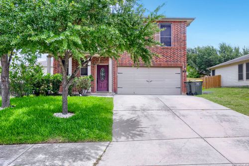 715 Eagles Gln, Schertz, TX, 78108-3437 | Card Image