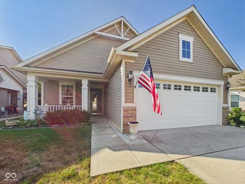 17049 Loch Cir, Noblesville, IN, 46060-4317 | Card Image