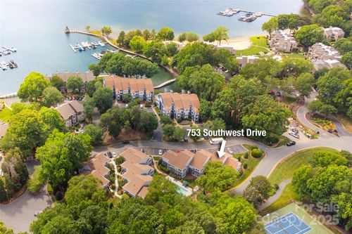 753 Southwest Dr, Davidson, NC, 28036-7998 | Card Image