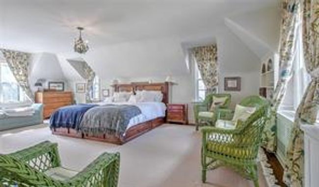 2722 Montcalm Cres Sw, House detached with 4 bedrooms, 2 bathrooms and 3 parking in Calgary AB | Image 32