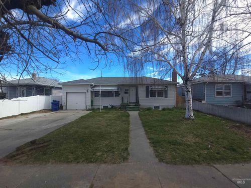 458 Rose St N, Twin Falls, ID, 83301-4524 | Card Image