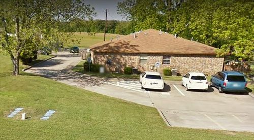 902 Dallas St, Winona, TX, 75792-5051 | Card Image