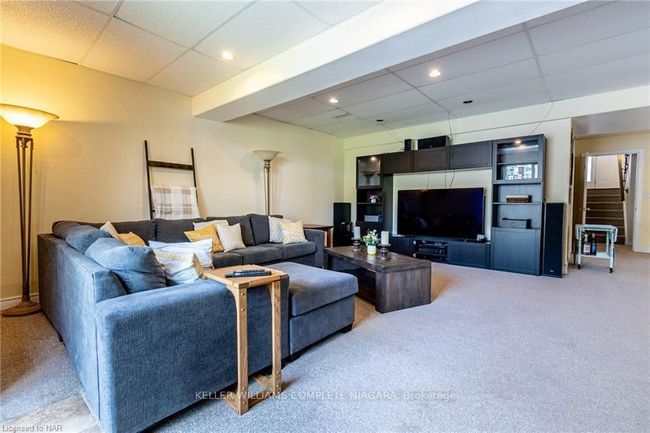 3617 Weinbrenner Rd, House other with 4 bedrooms, 2 bathrooms and 7 parking in Niagara Falls ON | Image 24