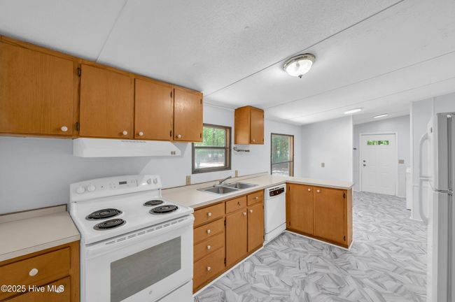 2092 John Henry Store Rd, House other with 3 bedrooms, 2 bathrooms and null parking in Currie NC | Image 10