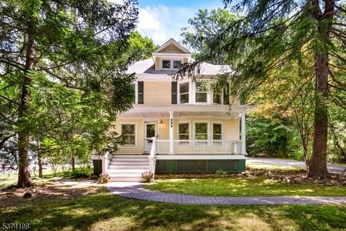 566 Plainfield Ave, Berkeley Heights, NJ, 07922-1919 | Card Image