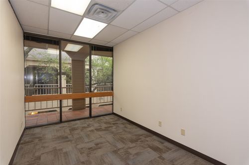 d208-3624 N Hills Drive, Austin, TX, 78731 | Card Image