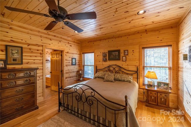 274 Cliffside Dr, House other with 3 bedrooms, 3 bathrooms and null parking in Glade Valley NC | Image 19