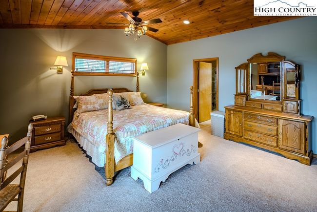 112 N Pinnacle Ridge Rd, House other with 4 bedrooms, 4 bathrooms and null parking in Beech Mountain NC | Image 16