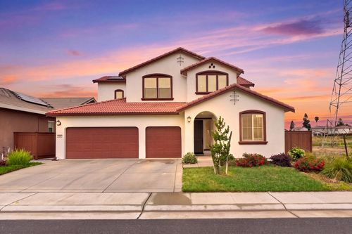 7545 Souffle Way, Sacramento, CA, 95829 | Card Image