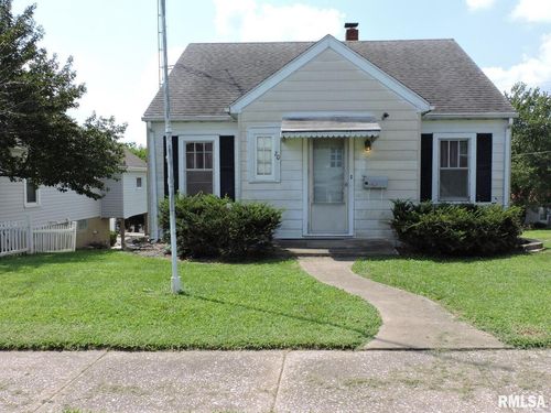 20 Lincoln Blvd, Chester, IL, 62233-1108 | Card Image