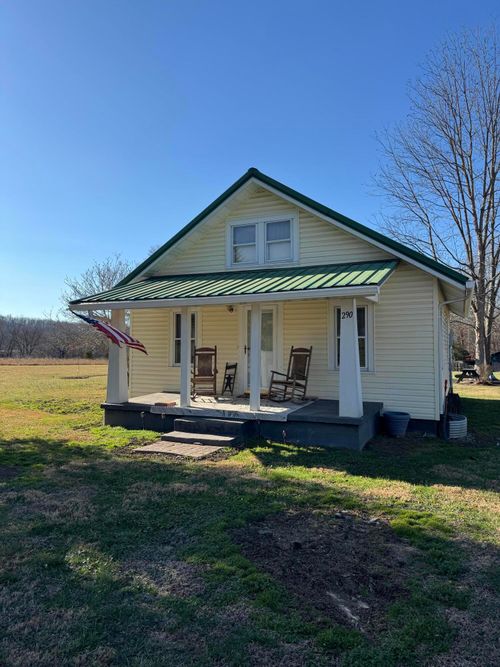 290 Old Richmond Rd, London, KY, 40741-9066 | Card Image