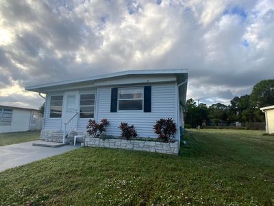 1067 Moonlight Court Ne, House other with 2 bedrooms, 1 bathrooms and null parking in Palm Bay FL | Image 1