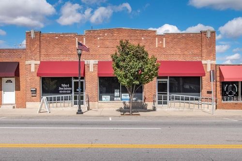 84 E Main St, West Jefferson, OH, 43162-1206 | Card Image