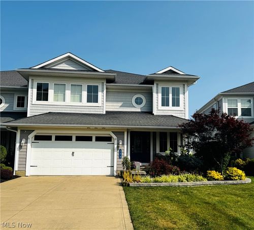 179 Seaborn Dr, Willowick, OH, 44095-4620 | Card Image