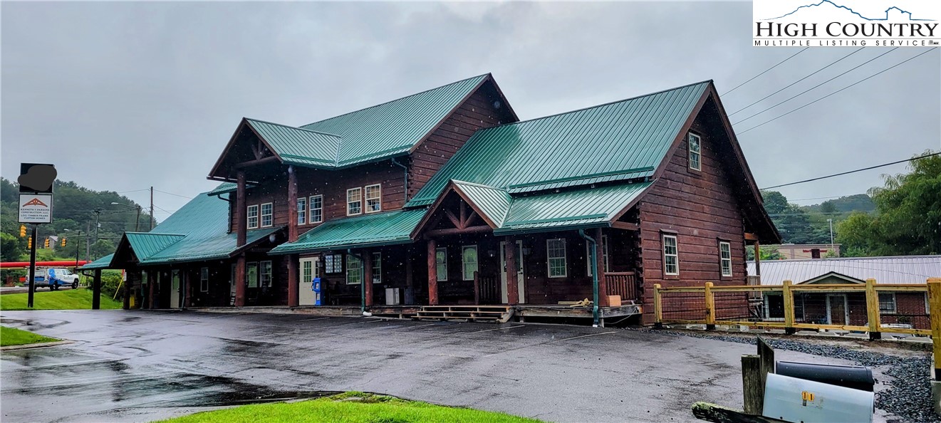 Beaver Creek School Rd, West Jefferson, NC 28694