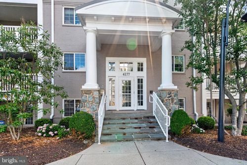 302-4177 S Four Mile Run Dr, ARLINGTON, VA, 22204-3977 | Card Image