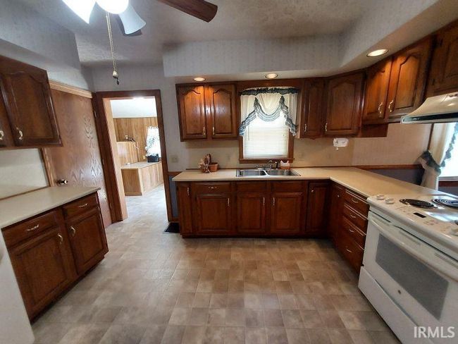208 E Mary St, House other with 4 bedrooms, 1 bathrooms and null parking in Holland IN | Image 18