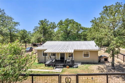 148 Milam Ln, Bastrop, TX, 78602-2967 | Card Image