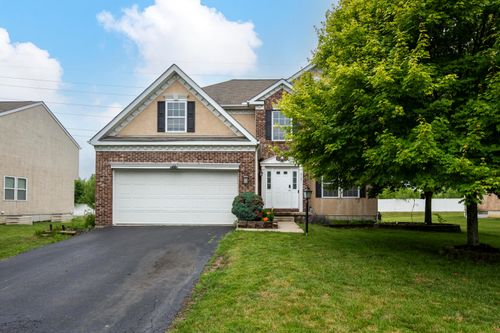 8101 Orange Station Loop, Lewis Center, OH, 43035-7294 | Card Image