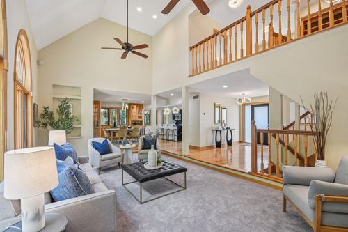 6281 Ginger Dr, Eden Prairie, MN, 55346-1418 | Card Image