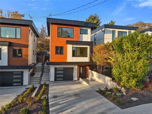 1340 Wood St, Esquimalt, BC, V9A5E1 | Card Image