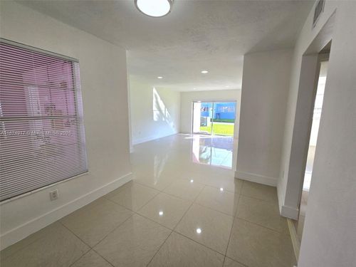 apt-g118-7520 Sw 82nd St, Miami, FL, 33143-7391 | Card Image