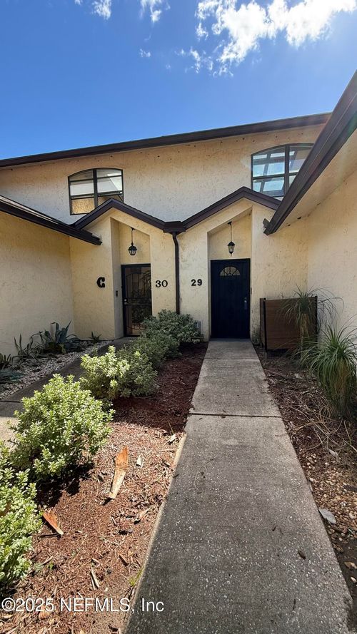 29 Fox Valley Dr, ORANGE PARK, FL, 32073-5154 | Card Image