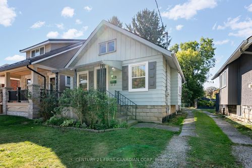 113 Emery St E, London, ON, N6C2C9 | Card Image