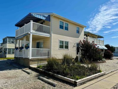 C - 5434 West Ave, Condo with 2 bedrooms, 1 bathrooms and null parking in Ocean City NJ | Image 2