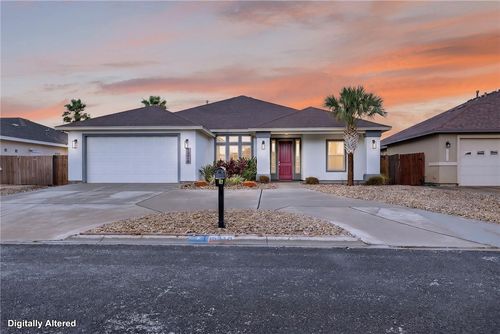 15918 Cabo Blanco Dr, Corpus Christi, TX, 78418-6544 | Card Image