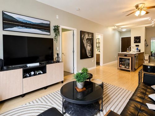 113-618 Como Lake Ave, Coquitlam, BC, V3J0G1 | Card Image