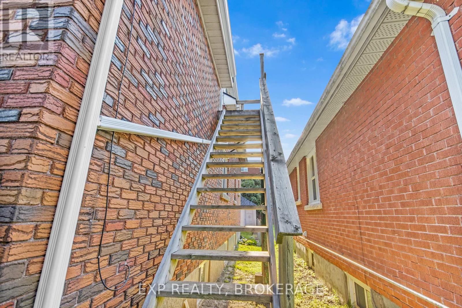 Residential Lease in Kingston (Central City East) 5