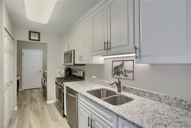 135 Linden Ct, Condo with 3 bedrooms, 3 bathrooms and 2 parking in Seven Fields PA | Image 21