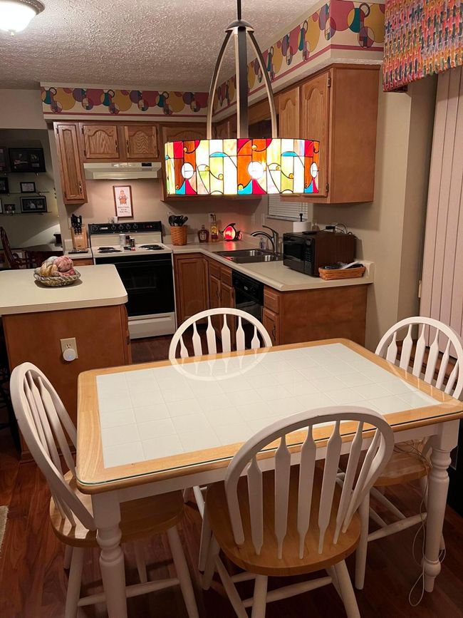 946 Lateglow Ct, House other with 3 bedrooms, 3 bathrooms and null parking in Newark OH | Image 15