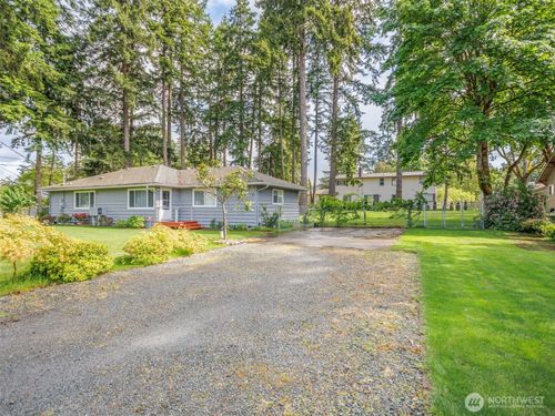 6810 Mount Tacoma Drive Sw, Lakewood, WA, 98499 | Card Image