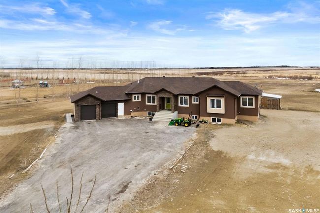 142 Rock Pointe Cres, House other with 8 bedrooms, 5 bathrooms and 6 parking in Pilot Butte SK | Image 48