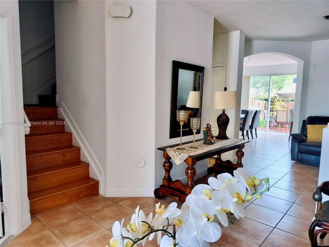 953 Sw 149 Th Ct, Townhouse with 4 bedrooms, 3 bathrooms and null parking in Miami FL | Image 4
