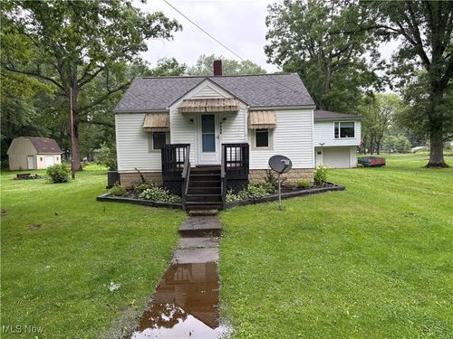 4442 La France St, Newton Falls, OH, 44444-1479 | Card Image