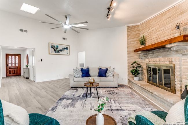 1422 Synandra St, House other with 3 bedrooms, 2 bathrooms and null parking in San Antonio TX | Image 9