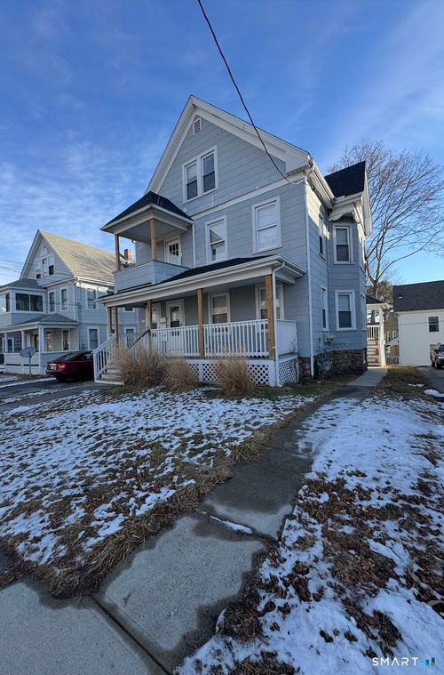 144 Montauk Ave, New London, CT, 06320-4828 | Card Image