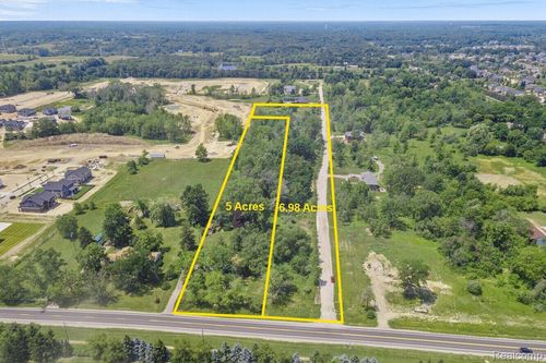 22025 Napier And 51931 Malsia, Lyon Charter Township, MI, 48167 | Card Image
