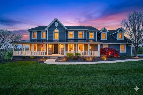 1809 W Glenhurst Dr Nw, Lancaster, OH, 43130-8167 | Card Image