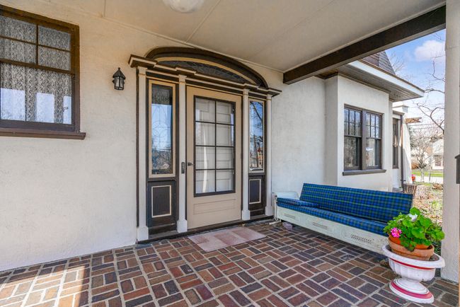 204 Monroe St, House other with 5 bedrooms, 4 bathrooms and null parking in Kalamazoo MI | Image 6