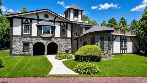 100 Van Sant Ave, Linwood, NJ, 08221 | Card Image