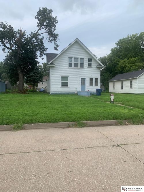 85 S Logan St, Fremont, NE, 68025-1102 | Card Image