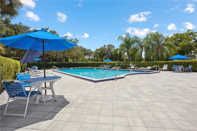 6039 - 6039 River Run Dr, House attached with 2 bedrooms, 2 bathrooms and null parking in Sebastian FL | Image 33