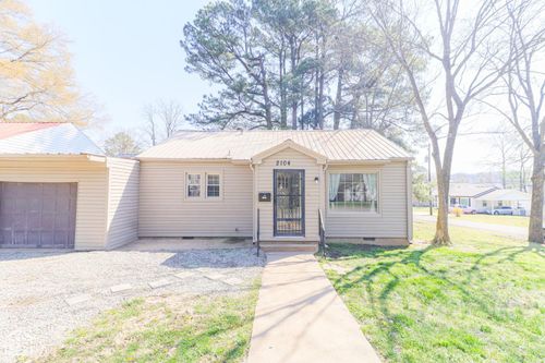 2104 Hampton Drive, Jonesboro, AR, 72401 | Card Image