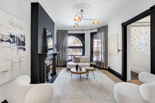 282 Crawford St, House attached with 5 bedrooms, 4 bathrooms and 1 parking in Toronto ON | Image 6